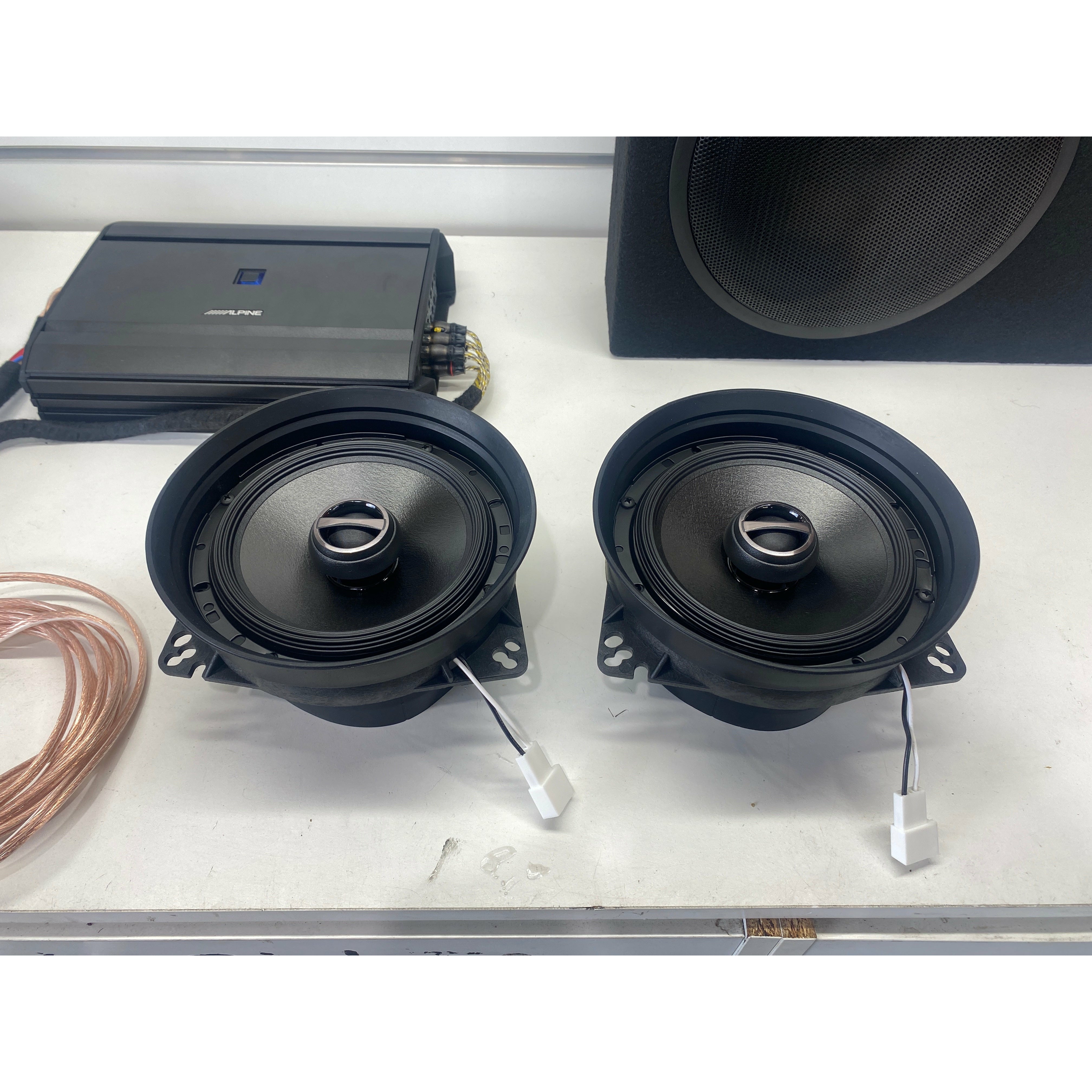 DIY Nissan Y62/Navara Stage 2 Sound System