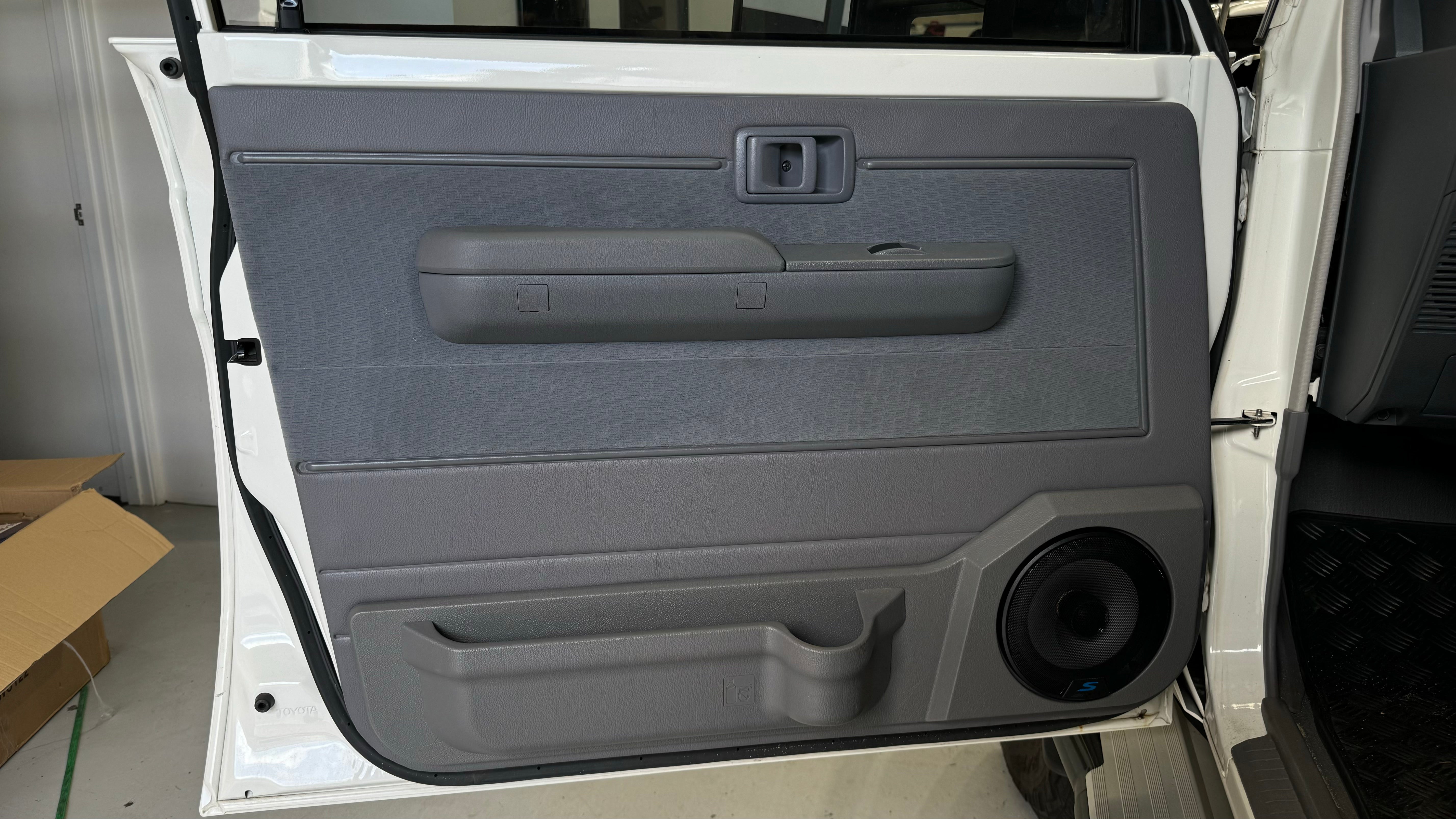 70 Series LandCruiser Stage 2 DIY Sound System  Speakers-Amplifier-Subwoofer