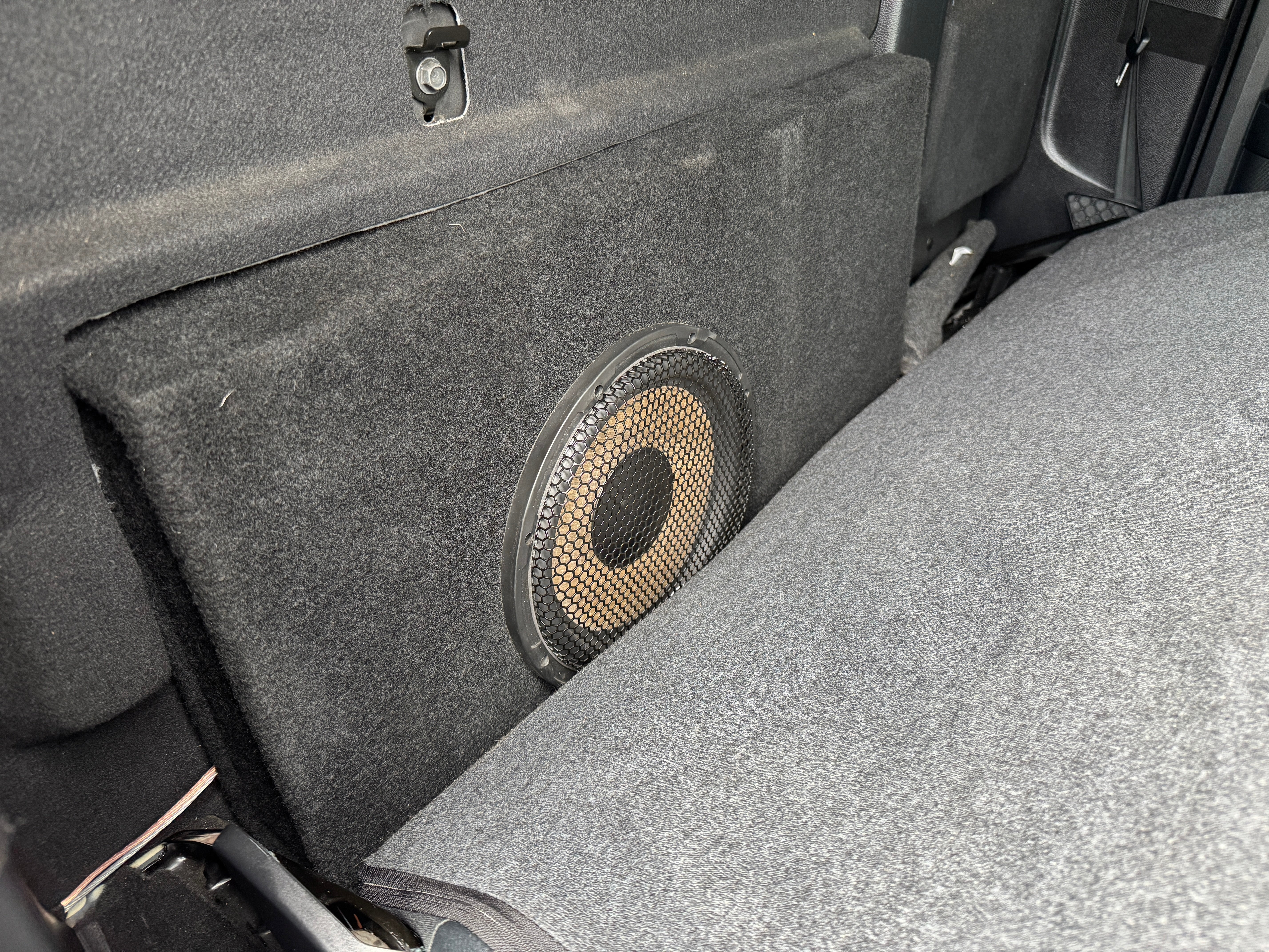 Ford Ranger 10" Subwoofer Box PX-PY